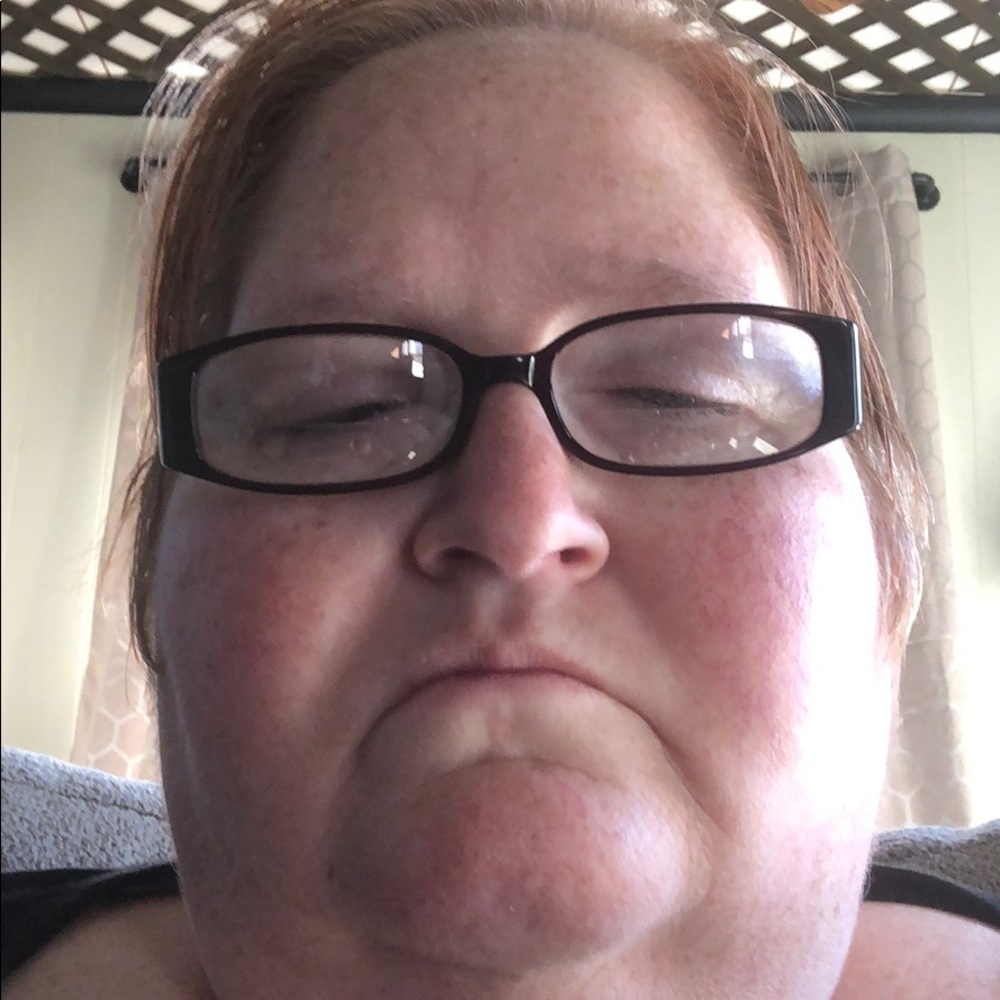 Meet your Posher, Suzanne